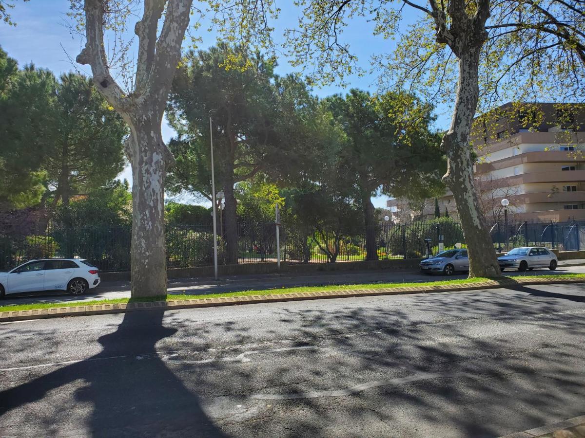 Le Grenier, Climatisation Terrasse Wi-Fi Netflix 15 Mn Coeur De Ville Beziers Bagian luar foto