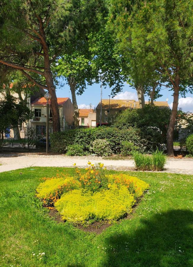 Le Grenier, Climatisation Terrasse Wi-Fi Netflix 15 Mn Coeur De Ville Beziers Bagian luar foto